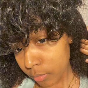 Meet your Posher, Maryama